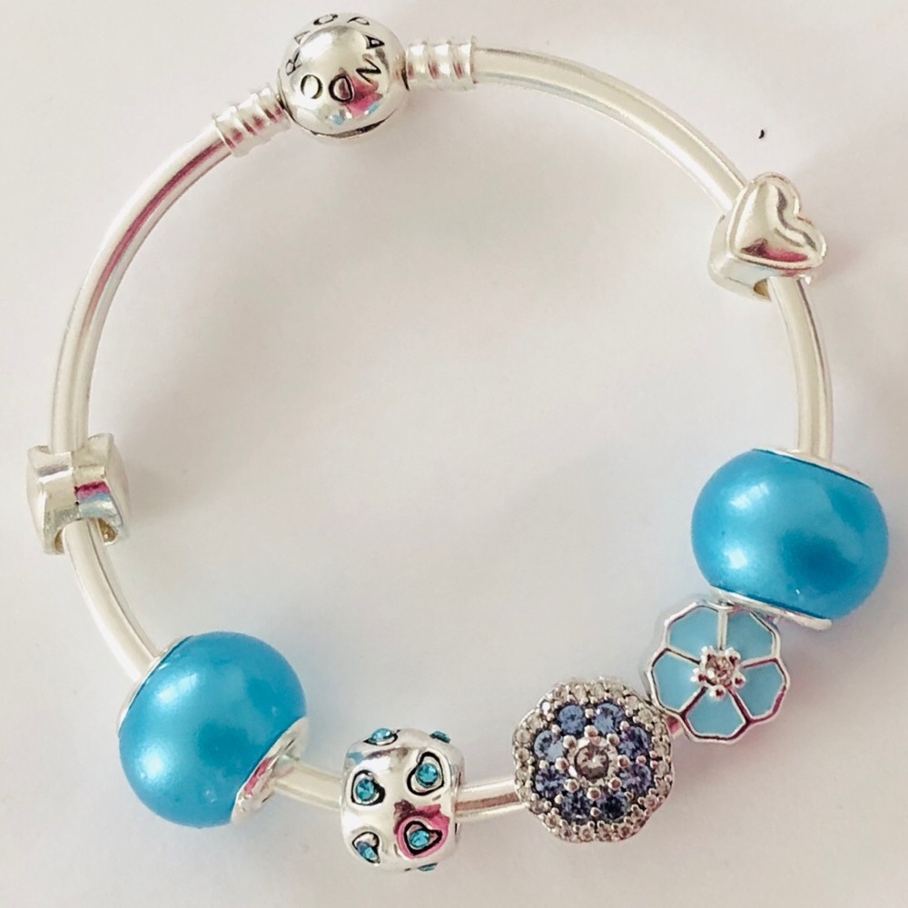 Pandora Bangle ‘Crystal Blue Shine Charm’